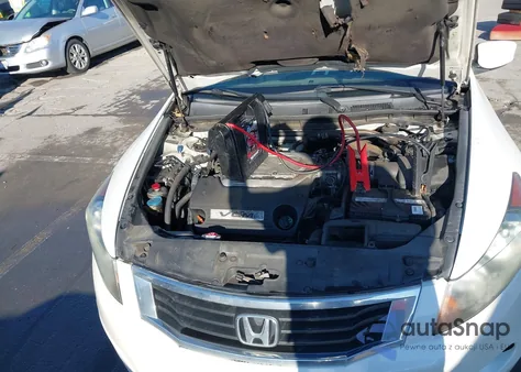 2008 Honda Accord 3.5 Ex-L from USA, damaged, VIN 1HGCP36848A027085